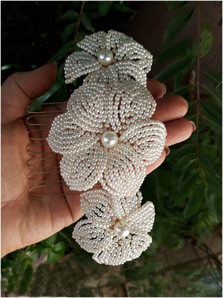 The Ivory Comb Haircomb for women