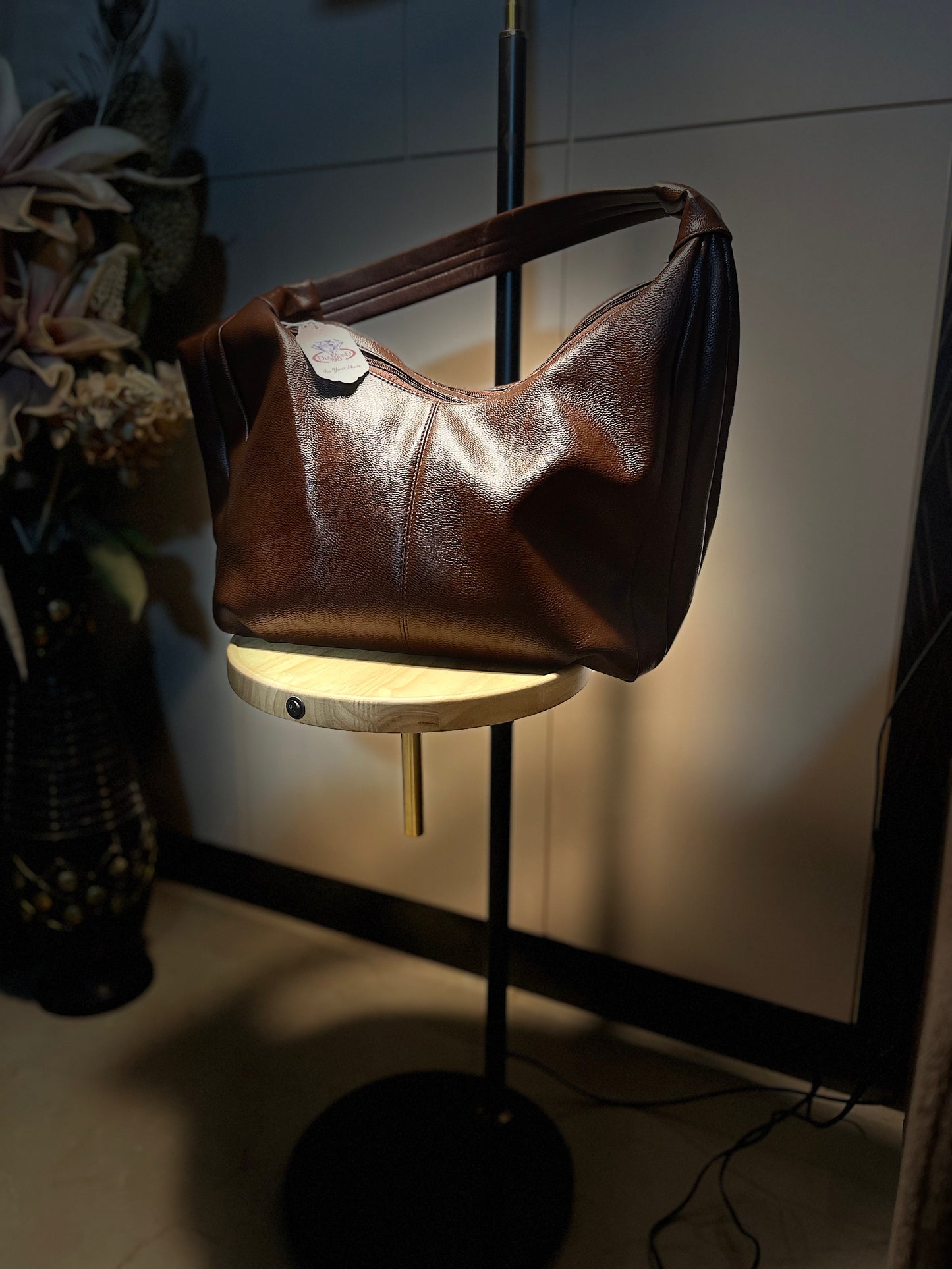 Classic Brown Handbag with a Modern Touch