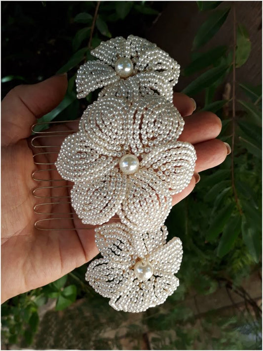 The Ivory Comb Haircomb for women