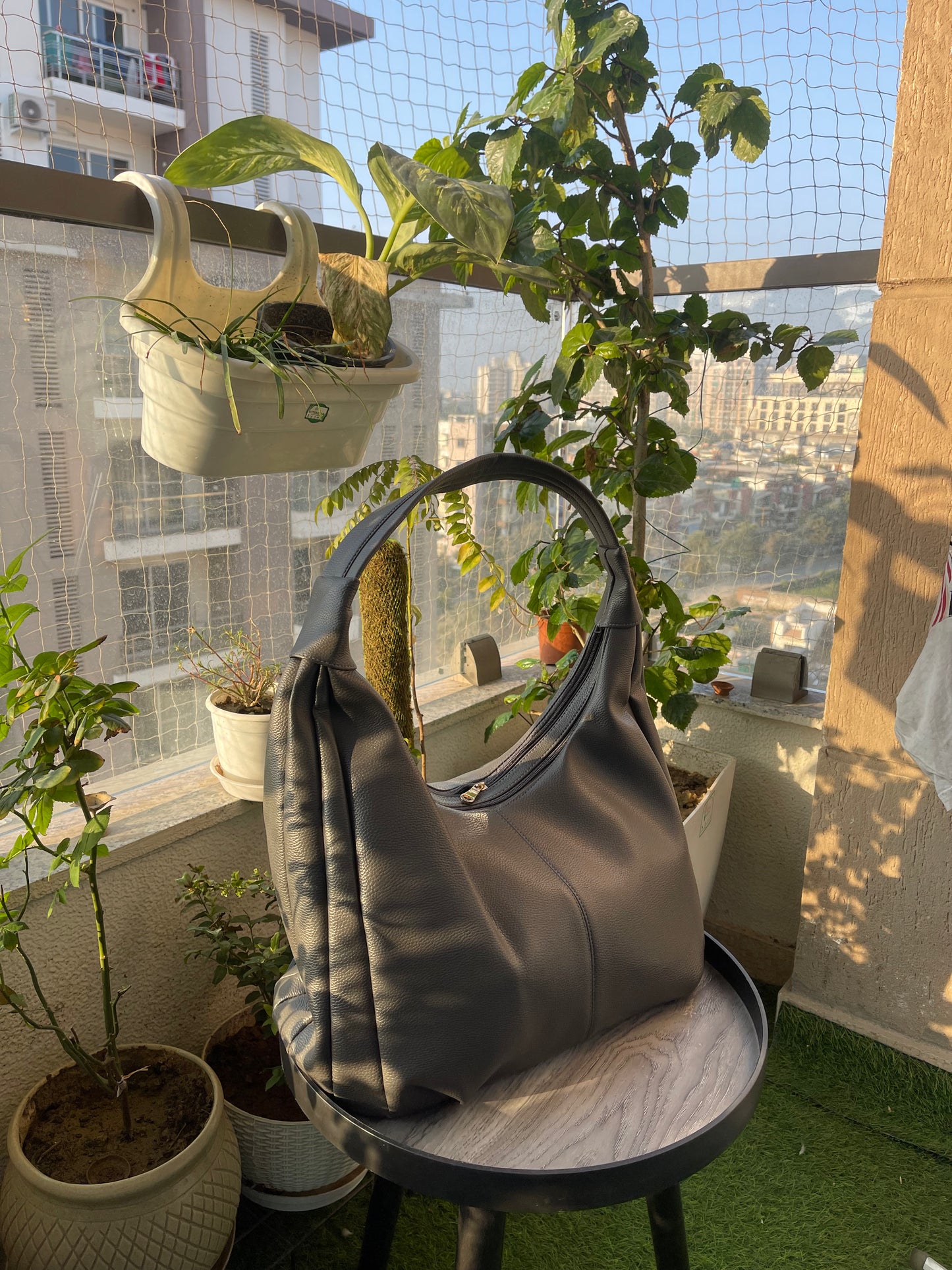 Classic Grey Handbag with a Modern Touch