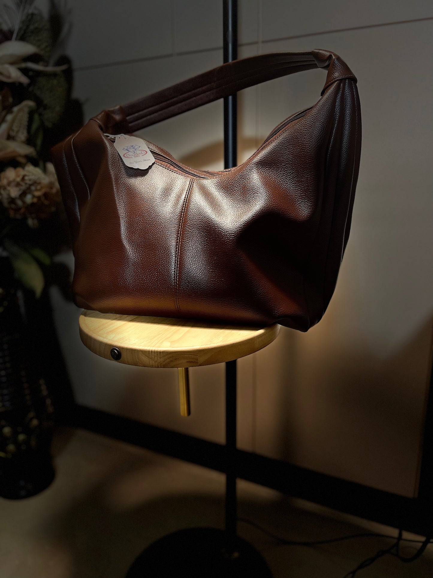 Classic Brown Handbag with a Modern Touch