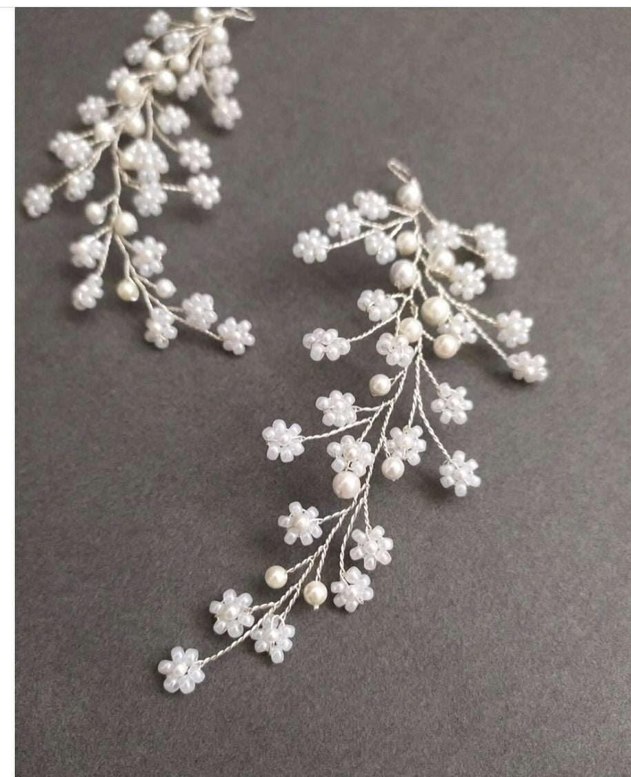 Luxe Locks Hair accessories for women.